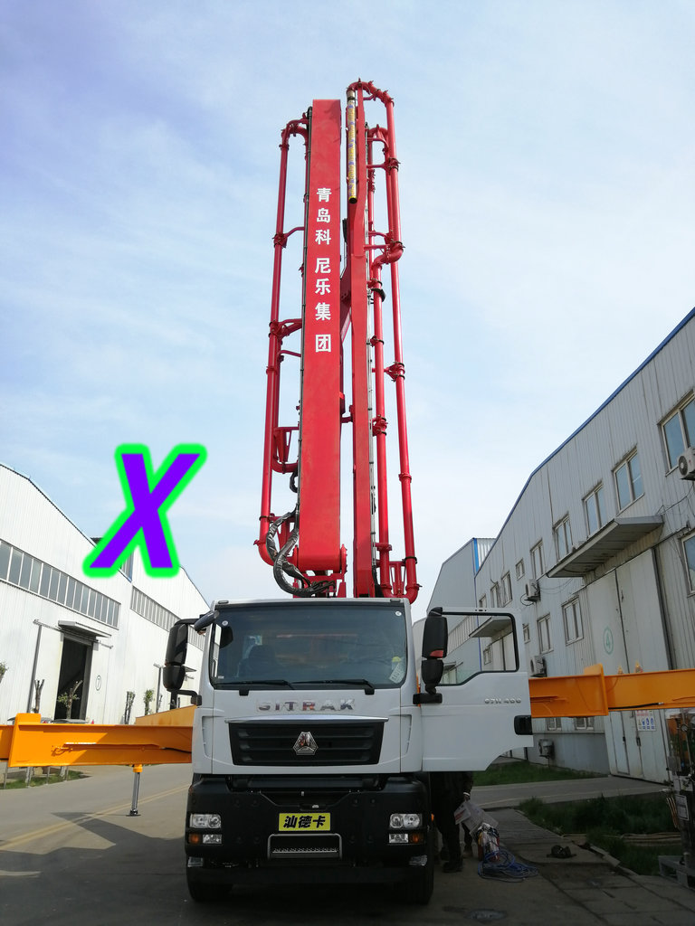 來(lái)科尼樂(lè)集團(tuán)，選購(gòu)重汽30/33米（T5G）混凝土泵車